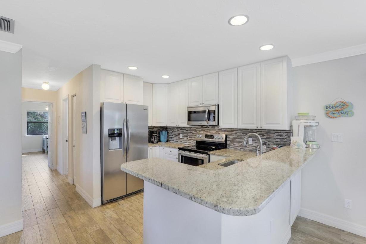 864 Swan Drive Villa Marco Island Exterior photo