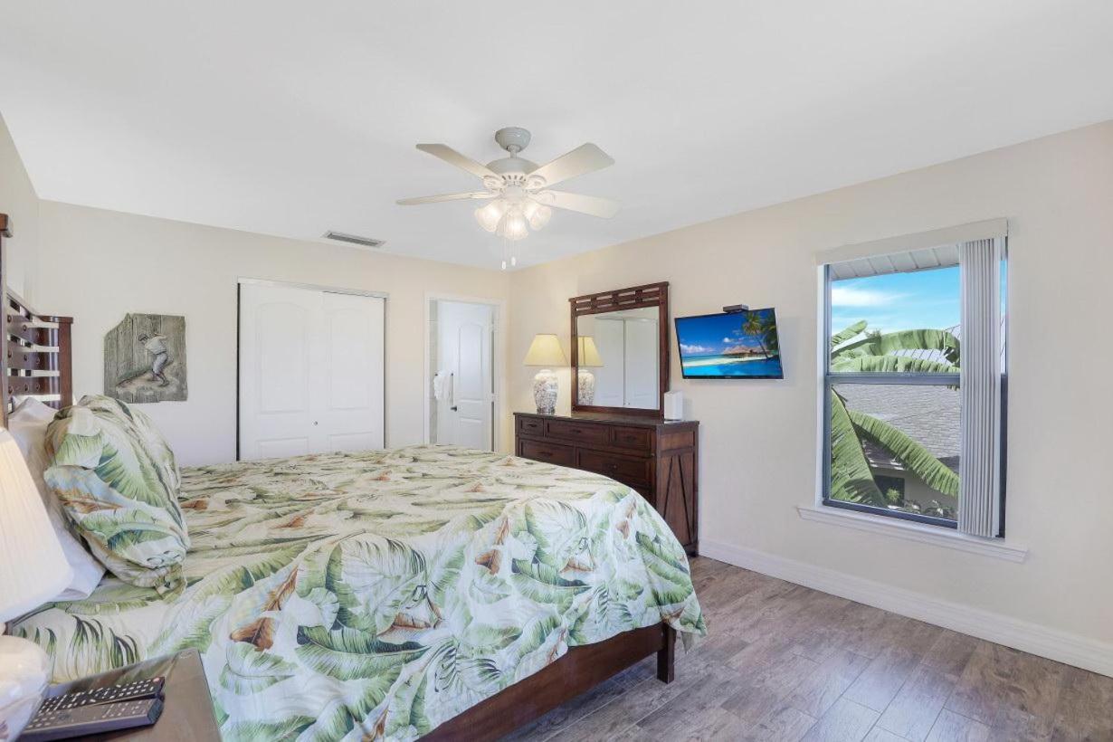 864 Swan Drive Villa Marco Island Exterior photo